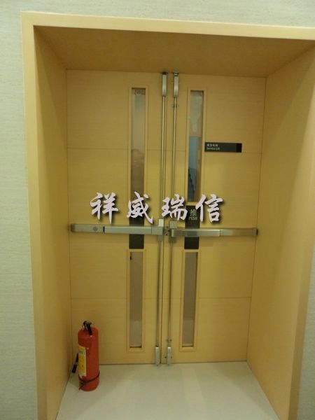 西南某奢侈品购物广场